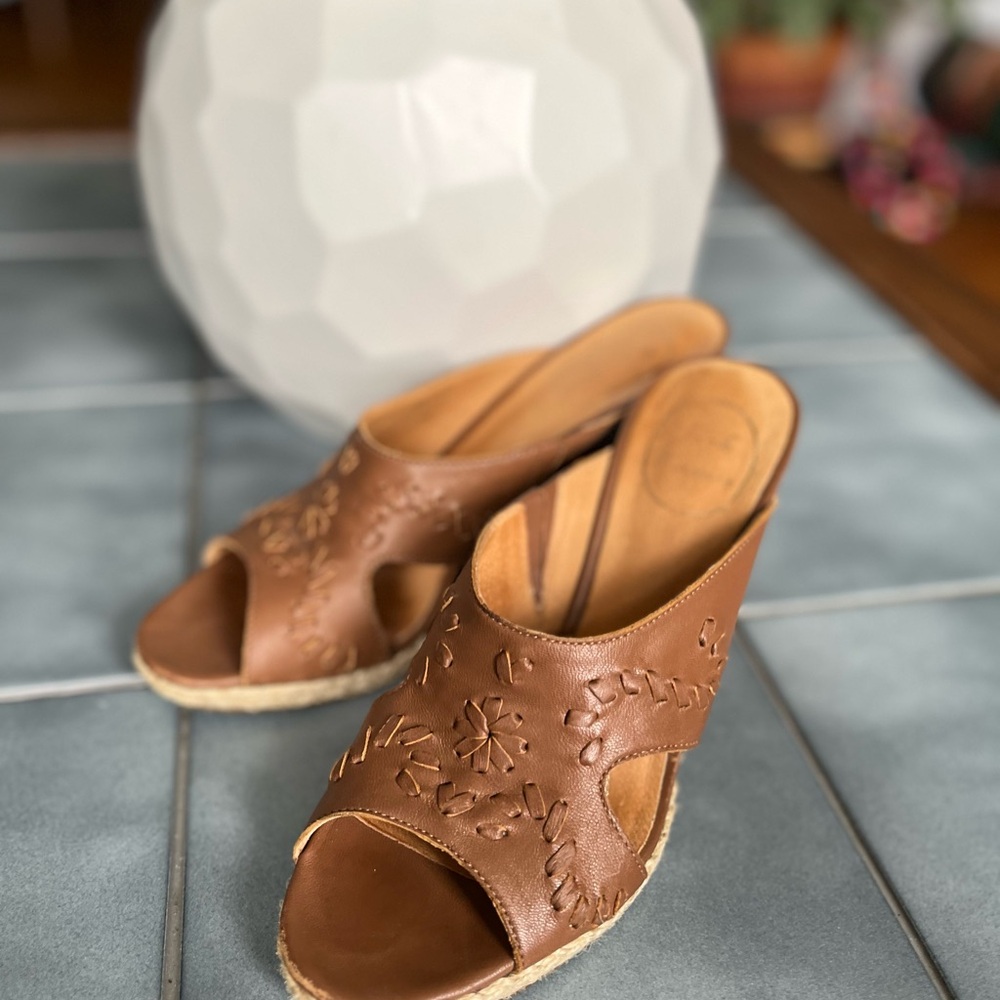 Jack Rogers Brown Leather Wedges with Embossed Detailing